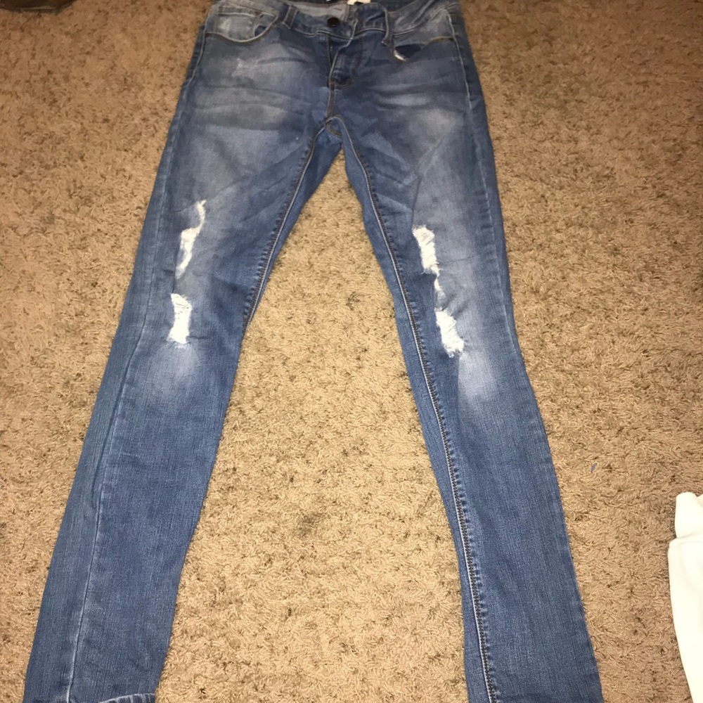 light wash jeans